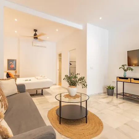 Апартаменты Isg Triana Estudio 3 *